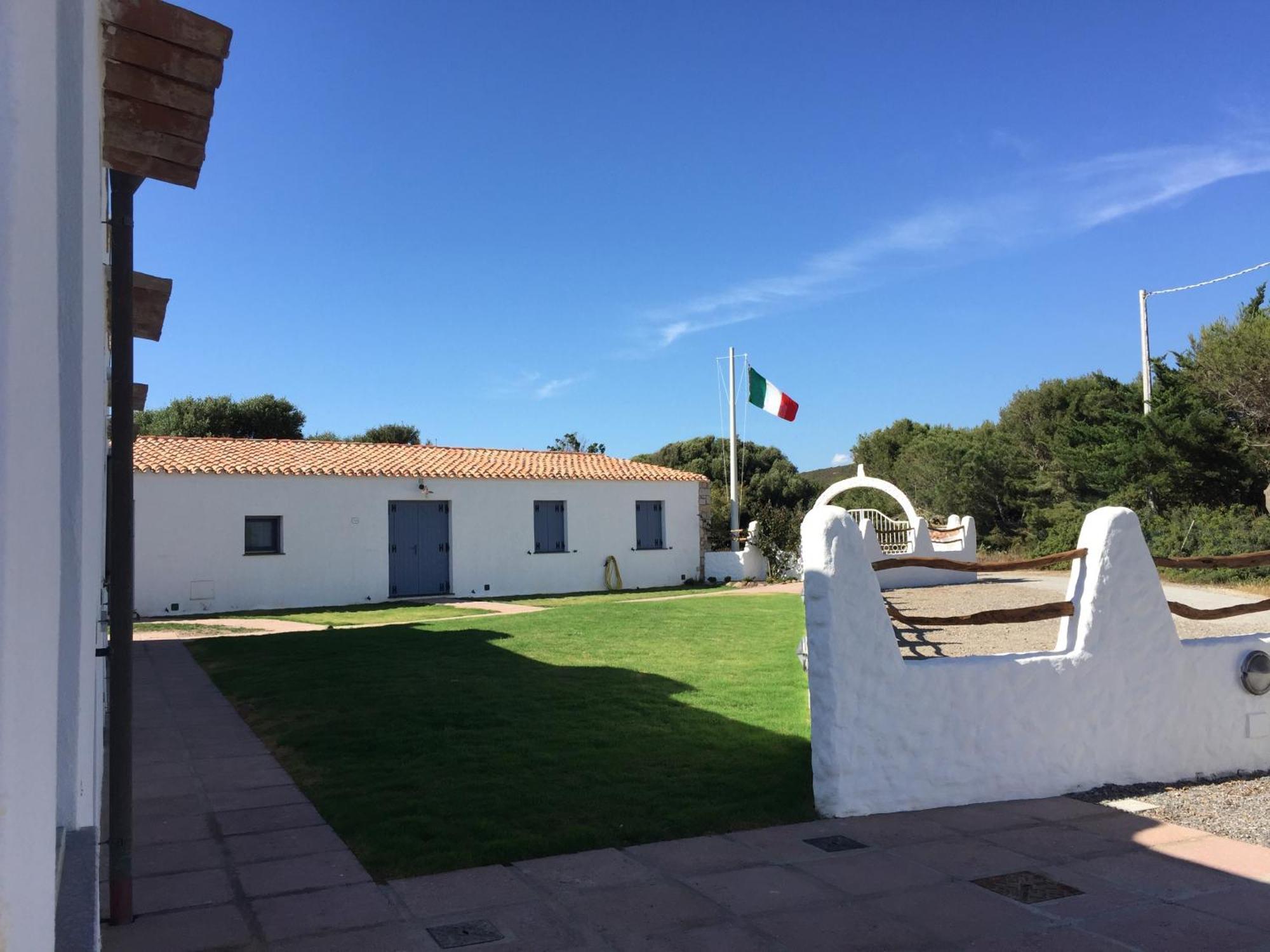 Residence Isola Dei Mori Sant'Antioco Luaran gambar