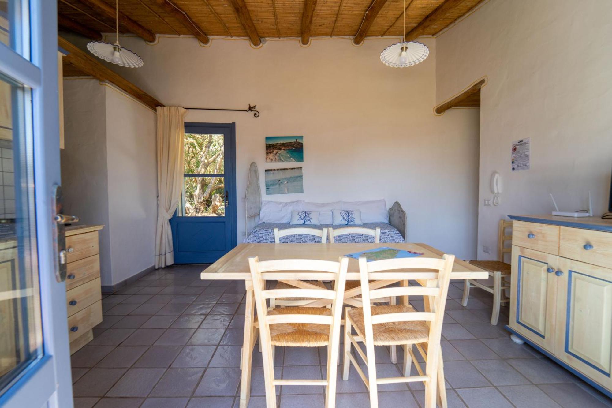Residence Isola Dei Mori Sant'Antioco Luaran gambar