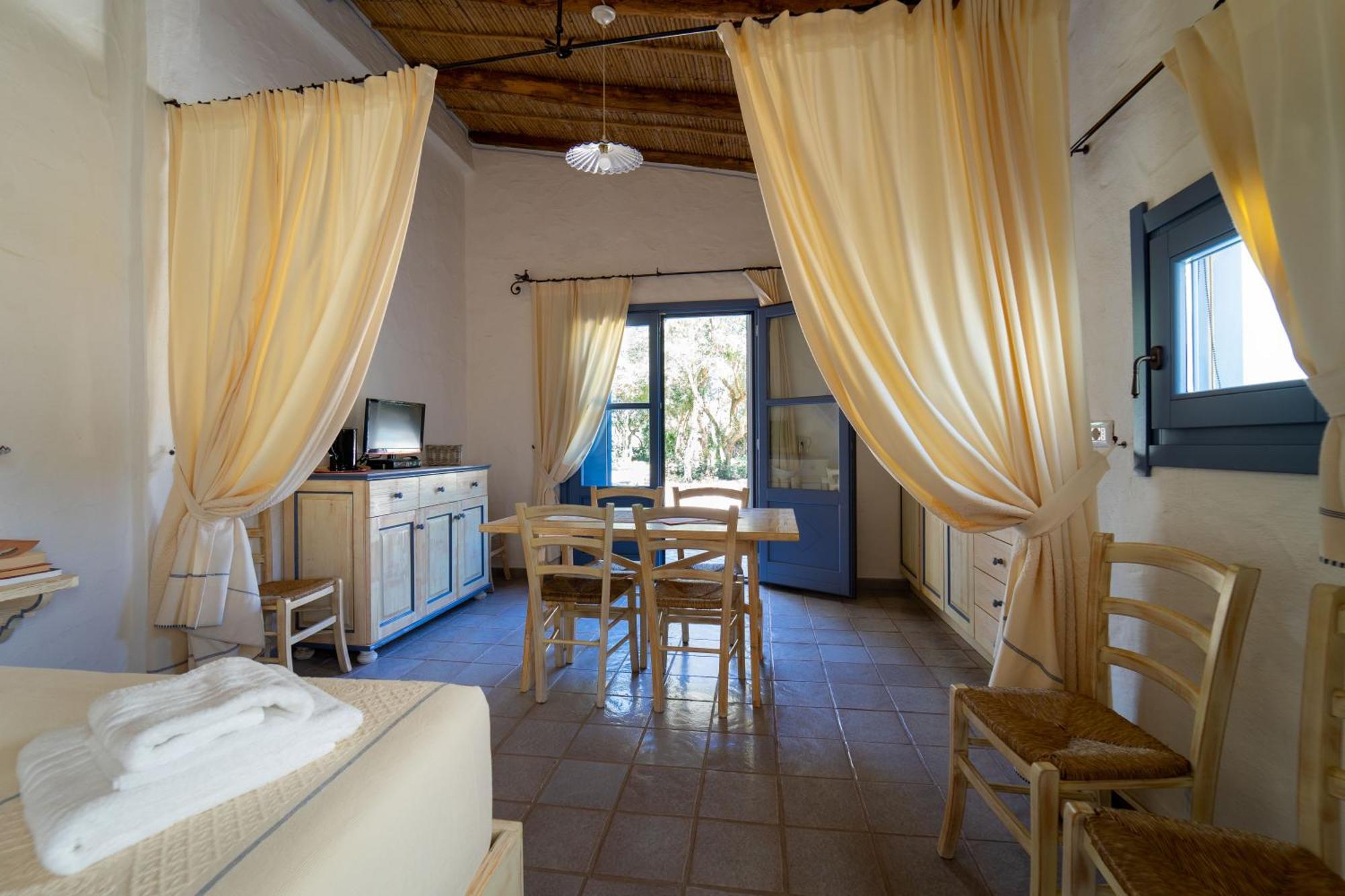 Residence Isola Dei Mori Sant'Antioco Luaran gambar