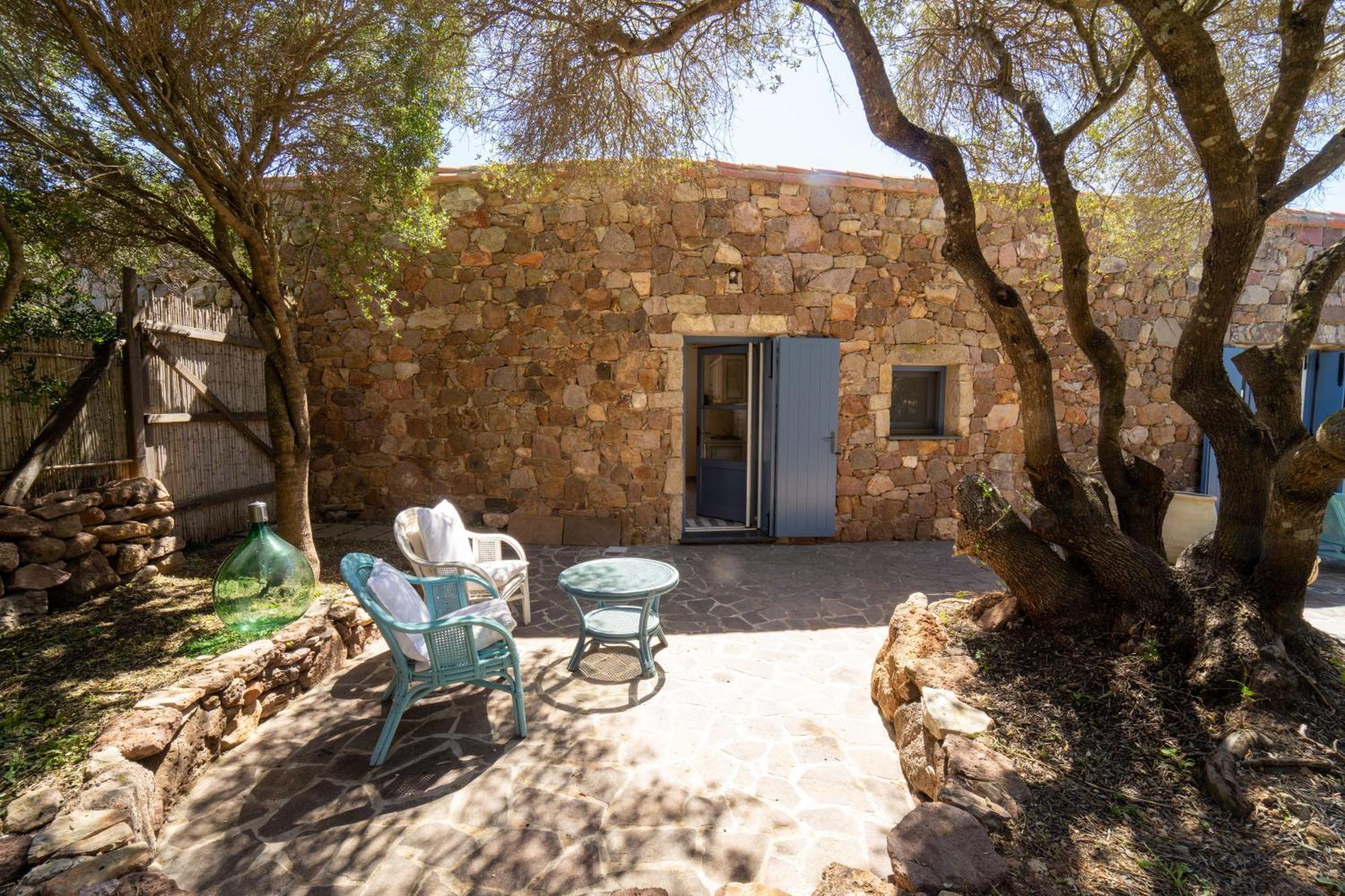 Residence Isola Dei Mori Sant'Antioco Luaran gambar