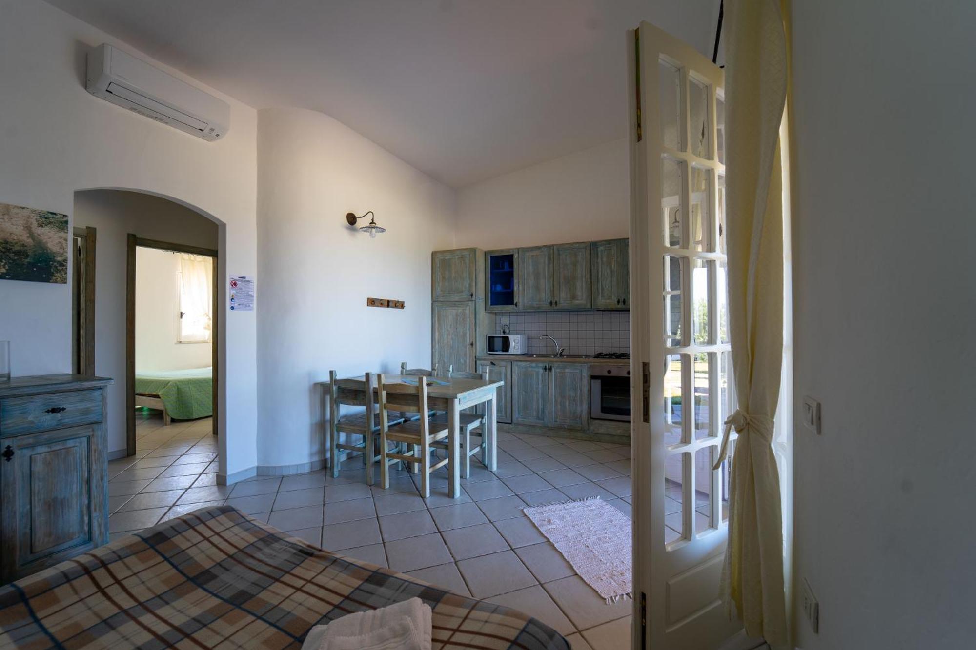 Residence Isola Dei Mori Sant'Antioco Luaran gambar