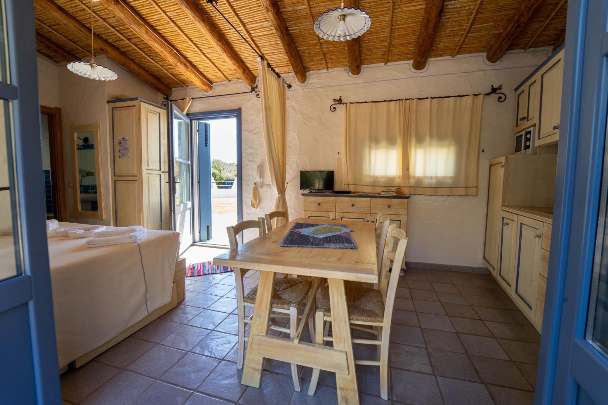 Residence Isola Dei Mori Sant'Antioco Luaran gambar