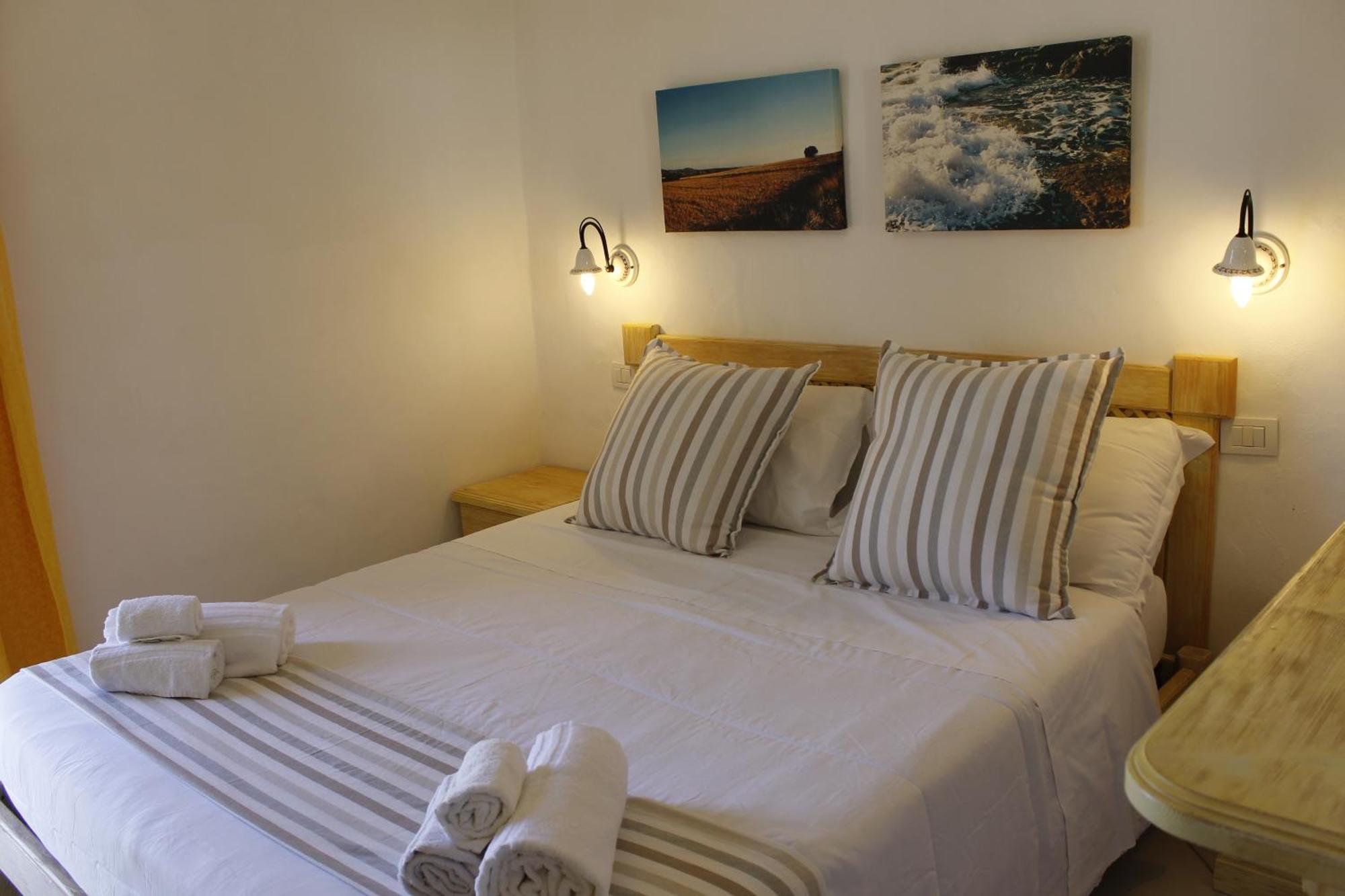 Residence Isola Dei Mori Sant'Antioco Luaran gambar